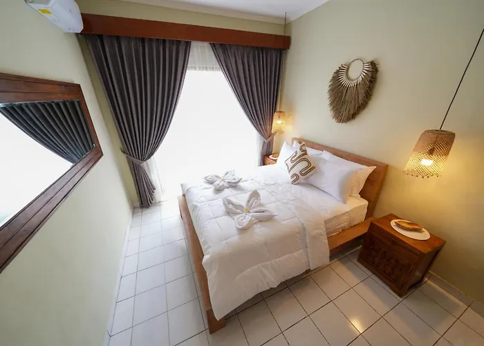 Chandi 1 - Legian-seminyak - 8 Bedroom - 7 Bathroom *