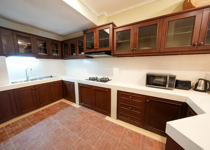 Chandi 1 - Legian-seminyak - 8 Bedroom - 7 Bathroom فيلة